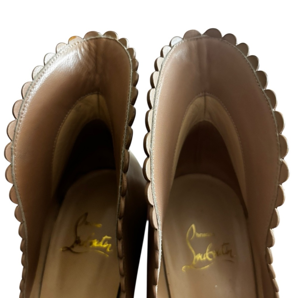 Christian Louboutin Pijonina 120 Peep Toe Scalloped Pumps Size 37.5 - Picture 10 of 15